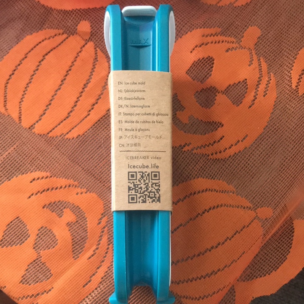 Never opened ice cube maker - Picture 4 of 5